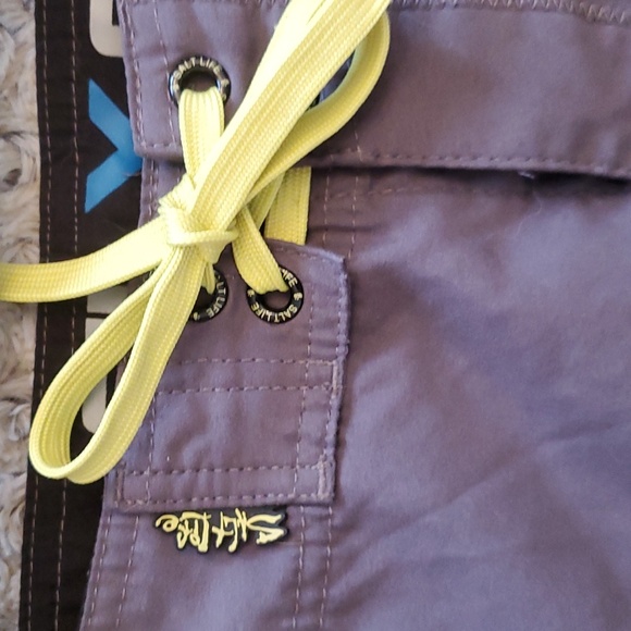 Salt Life La Vida SLX-QD Surfer Shorts - Picture 5 of 12